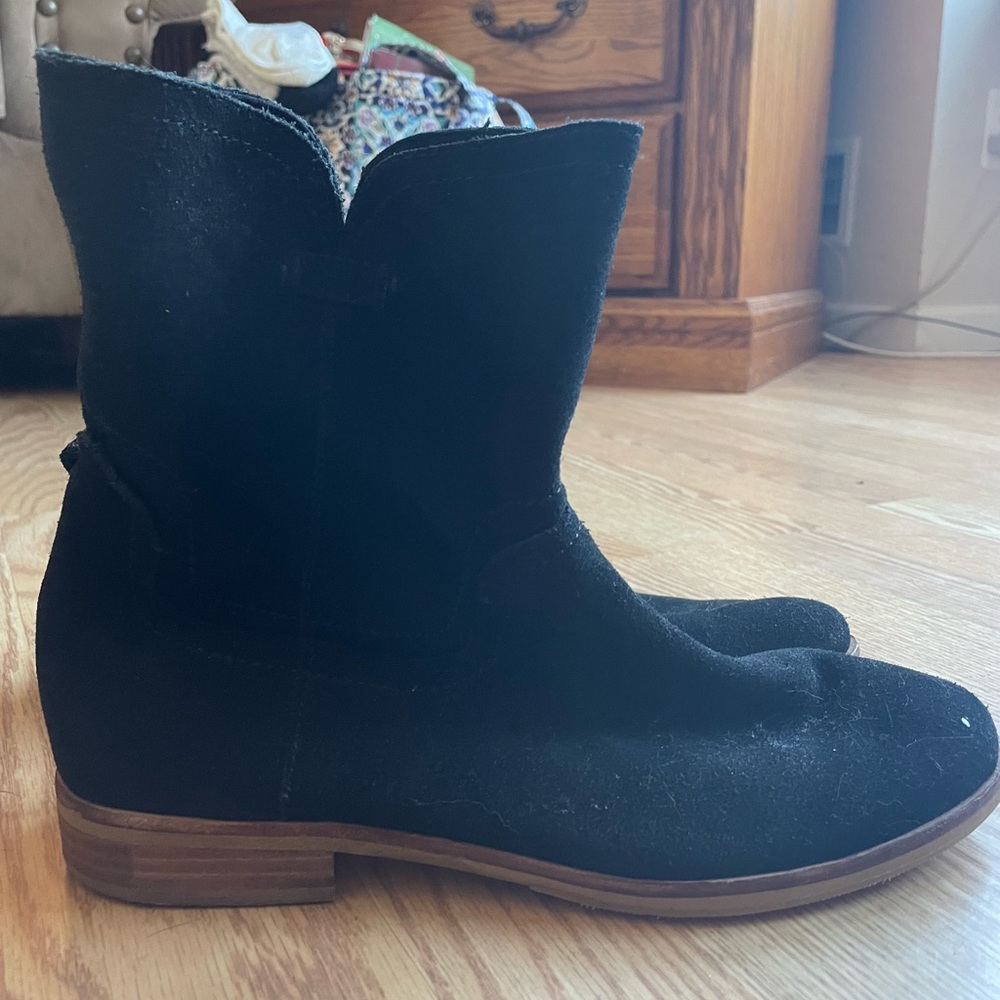 Splendid booties